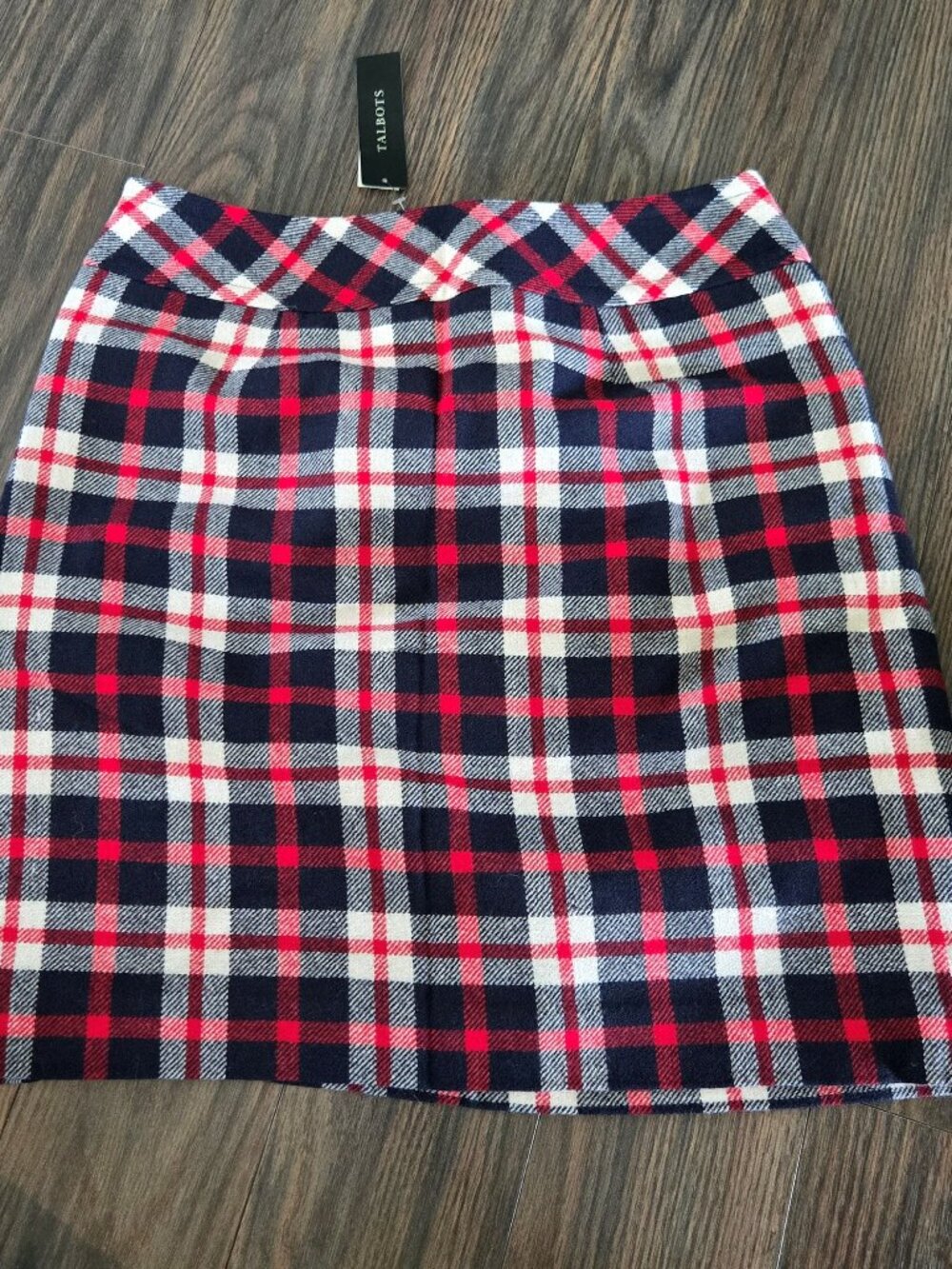TALBOTS Classic/Preppy Style Plaid Wool Skirt NWT/SIZE 10